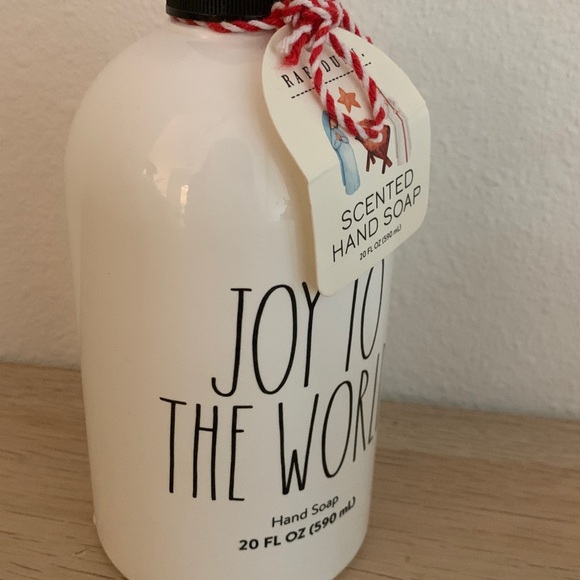 NEW Rae Dunn Christmas Hand soap pump with "JOY TO THE WORLD" - Picture 2 of 2